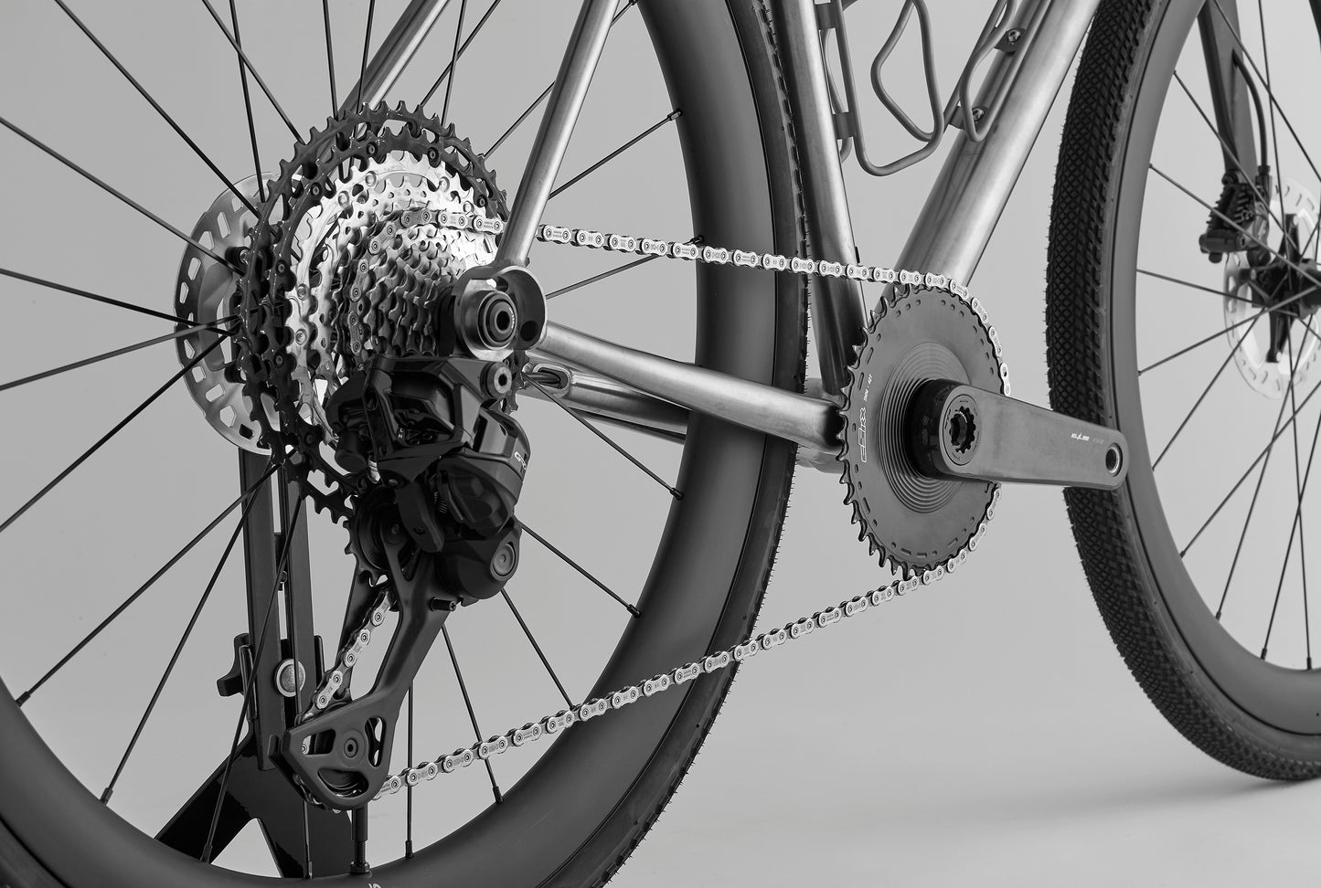 CLOUD All‑Road Titanium Bike SHIMANO GRX Di2 RX827