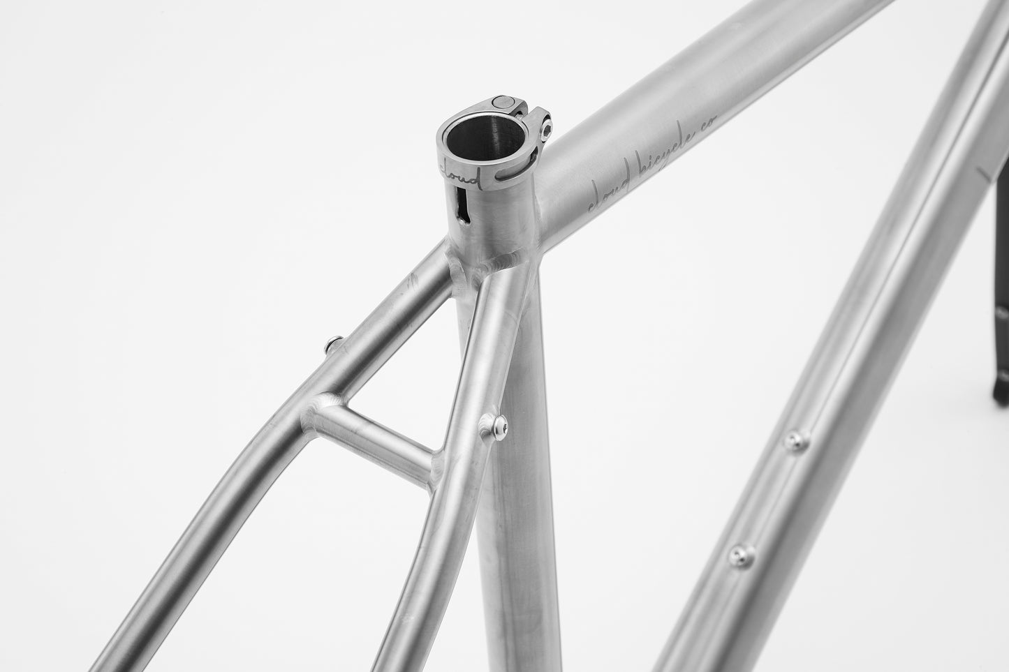 CLOUD Gravel Titanium Frameset & Fork