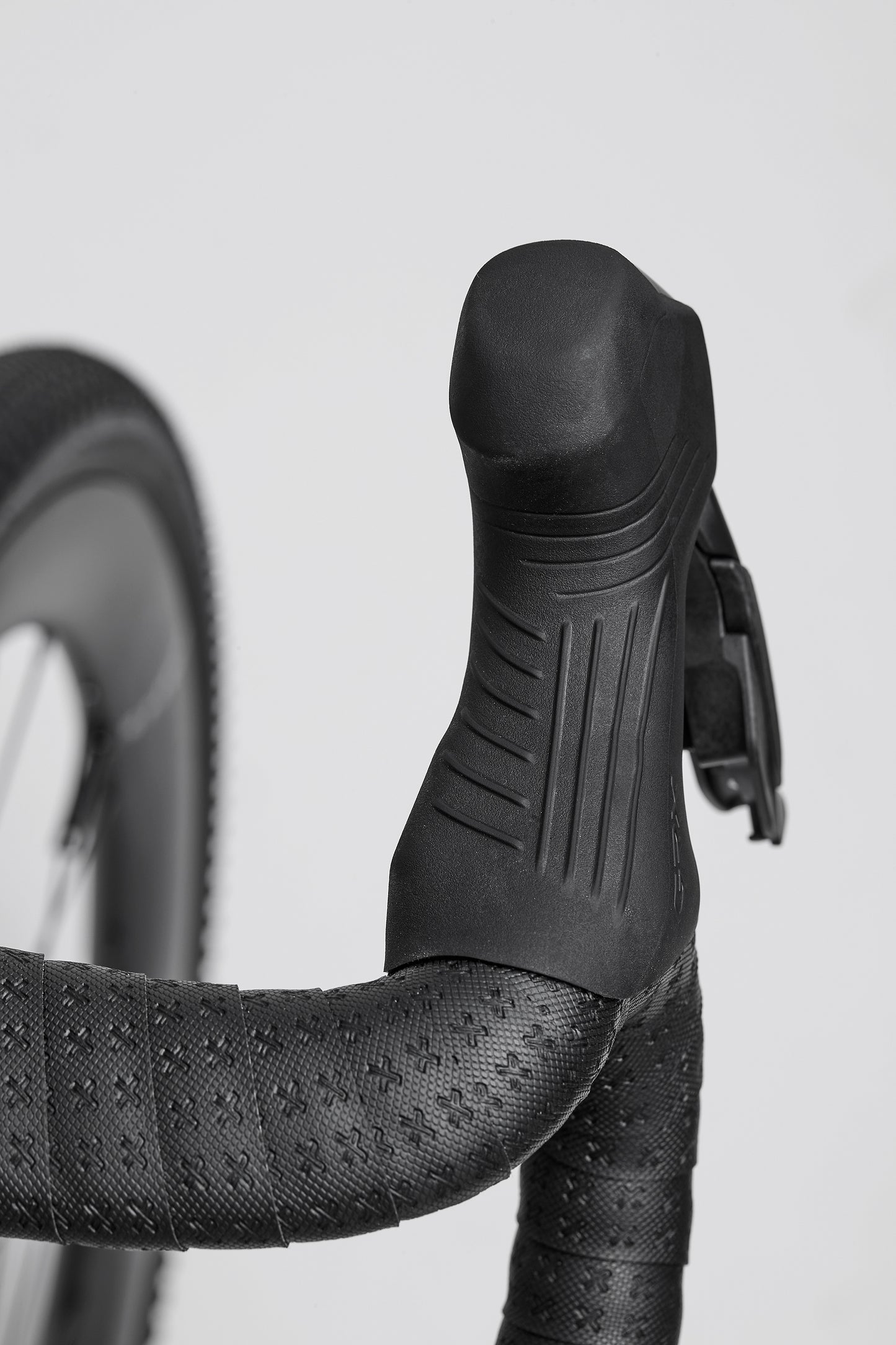 CLOUD All‑Road Titanium Bike SHIMANO GRX Di2 RX827