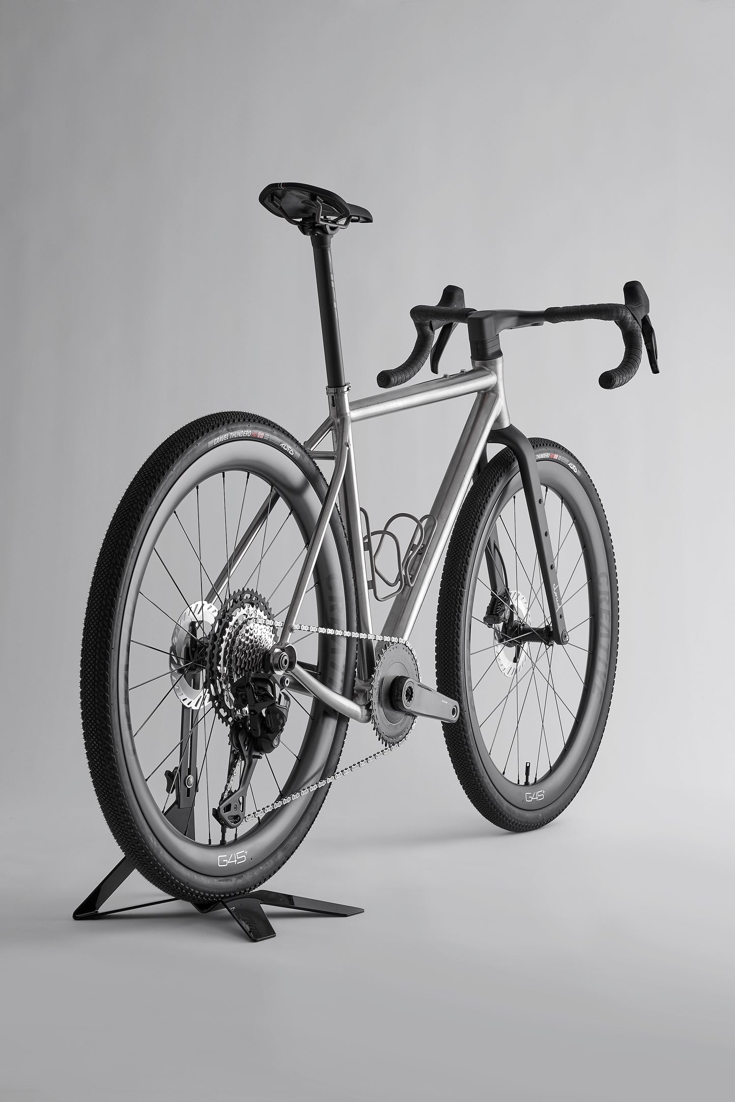 CLOUD Titanium Gravel Race Bike SHIMANO GRX Di2 RX827