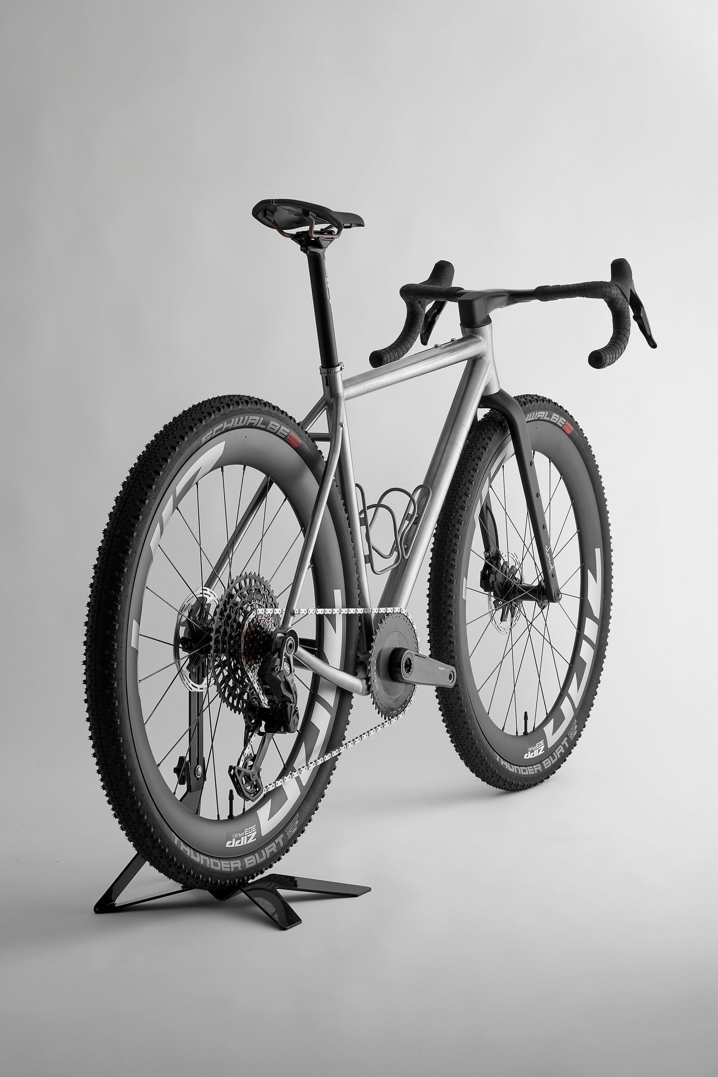 CLOUD Adventure Titanium Bike - ZIPP 303 XPLR S SRAM GX Eagle Mullet AXS