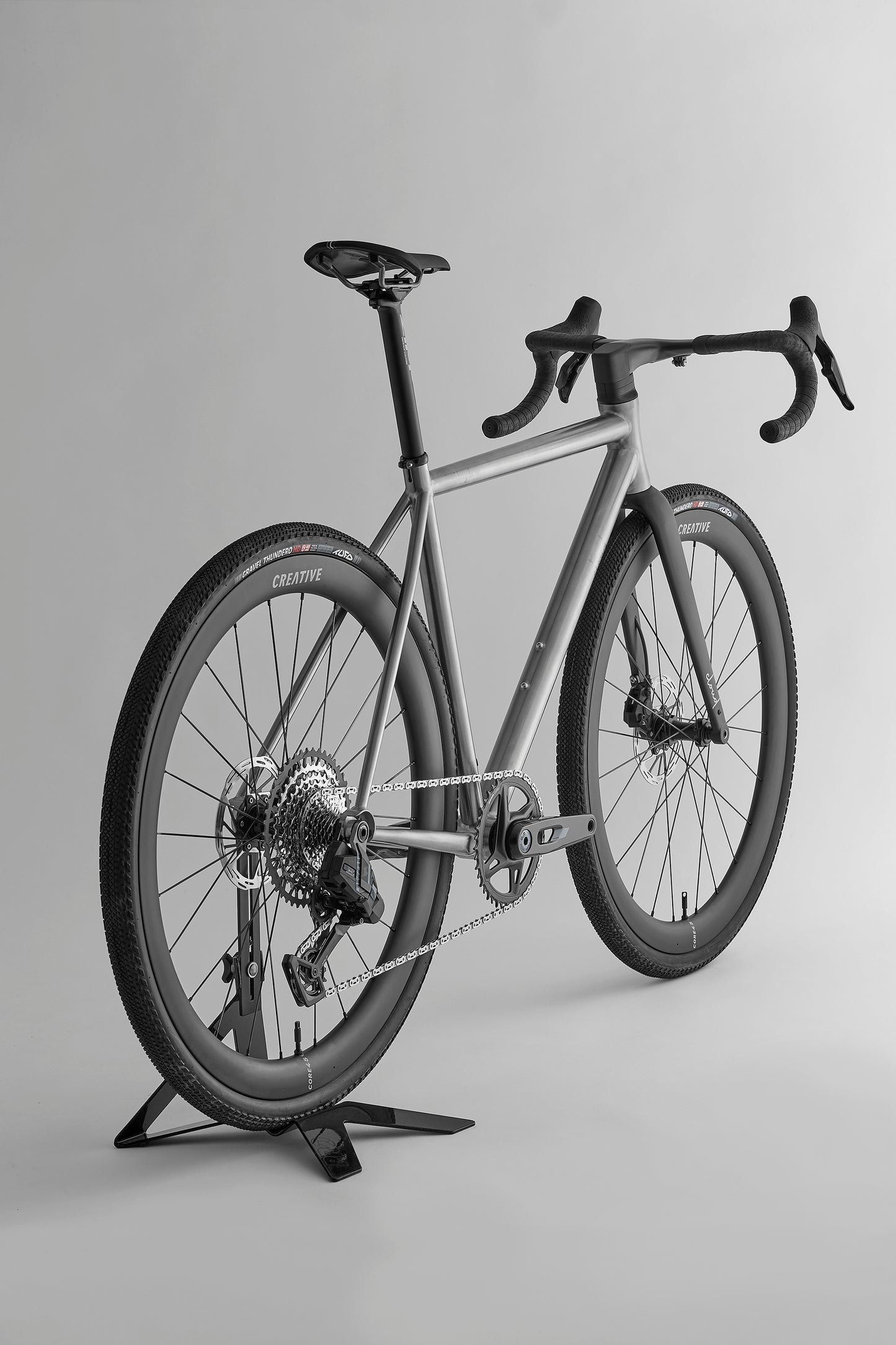 CLOUD All‑Road Titanium Bike SRAM Rival AXS XPLR