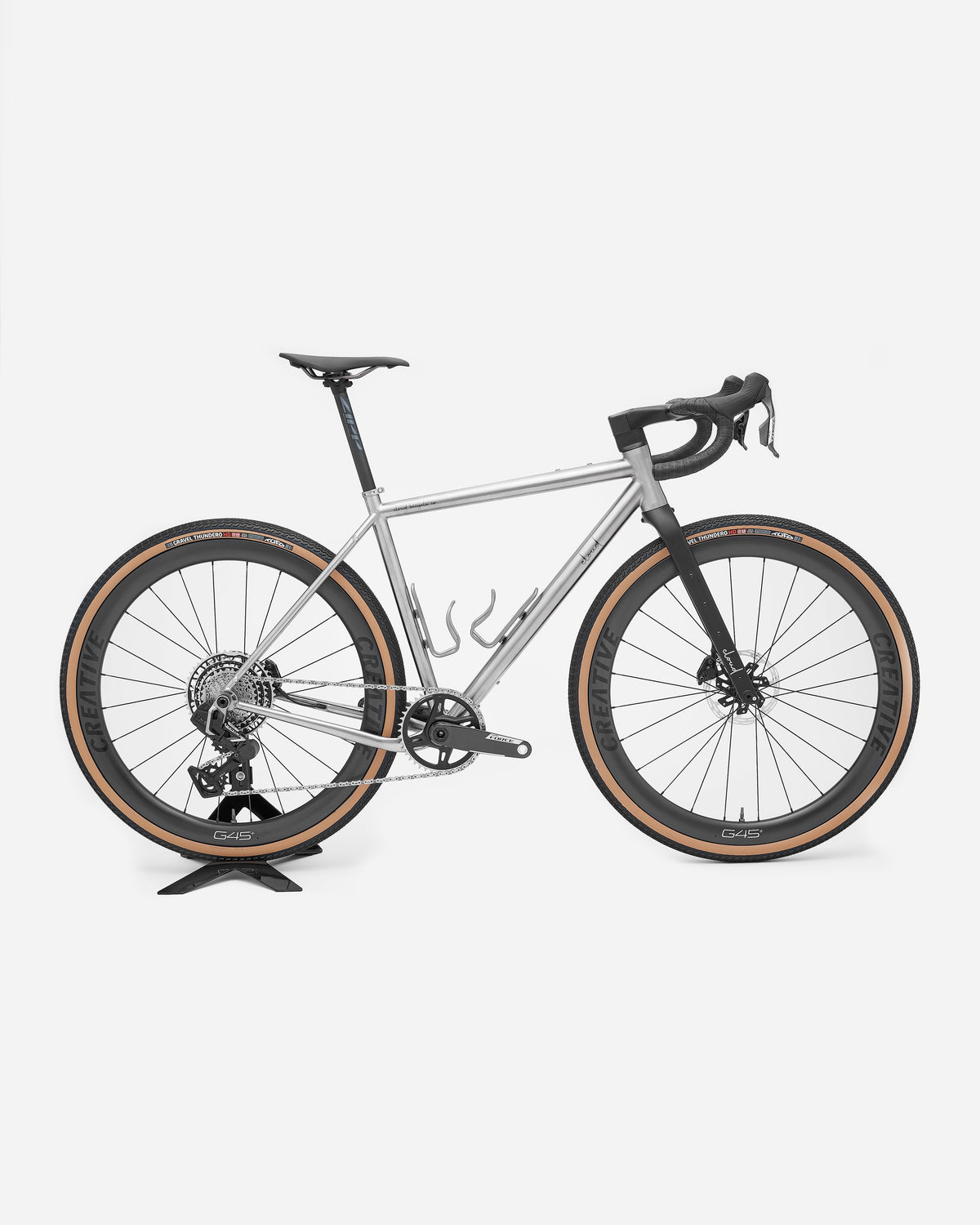 CLOUD Gravel Race Titanium Bike SRAM XPLR Force AXS, side profile