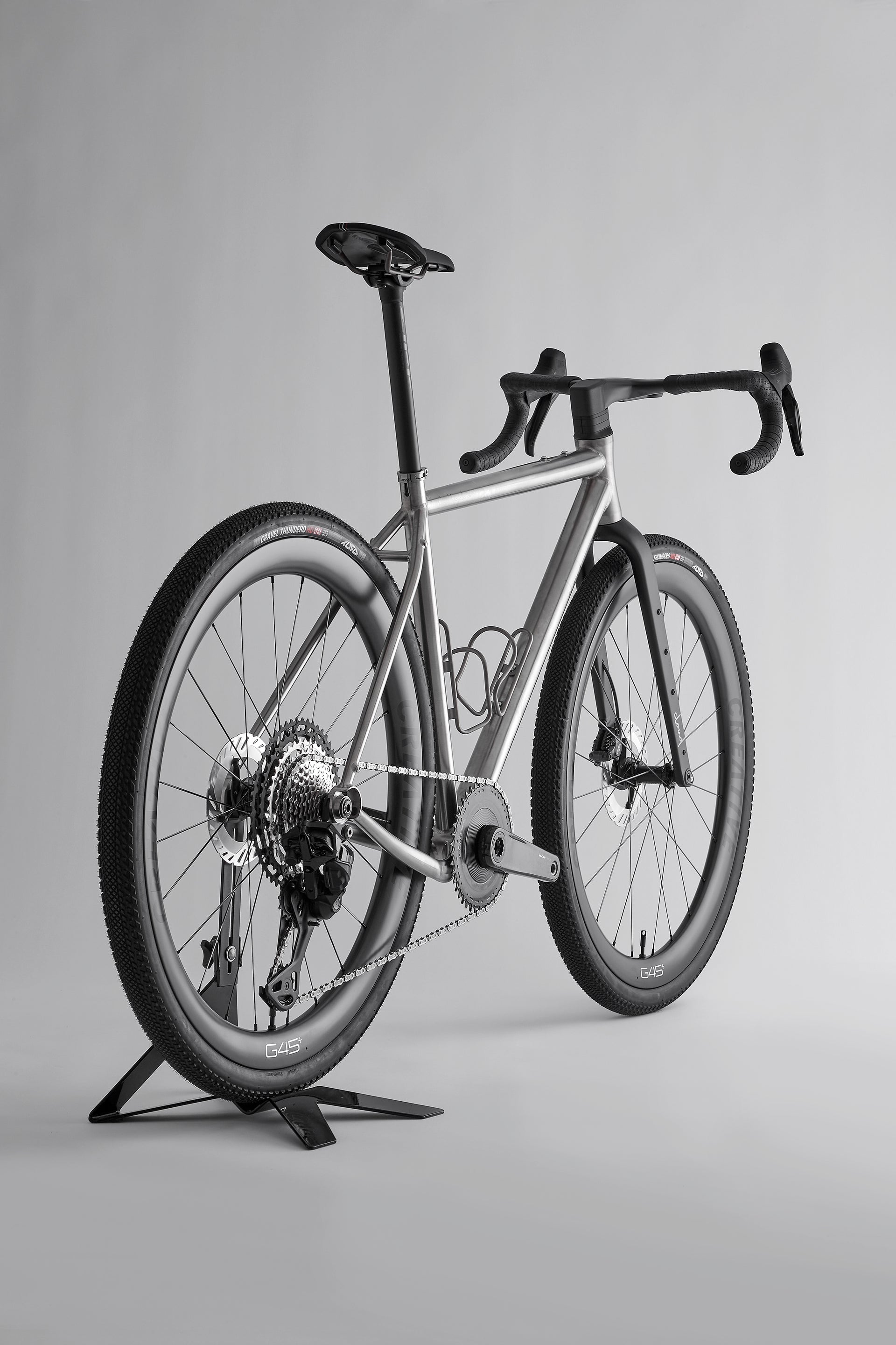 CLOUD Titanium Gravel Race Bike SHIMANO GRX Di2 RX827