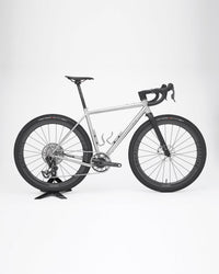 CLOUD Adventure Titanium Bike SRAM XXSL Eagle E1 Red AXS, side profile
